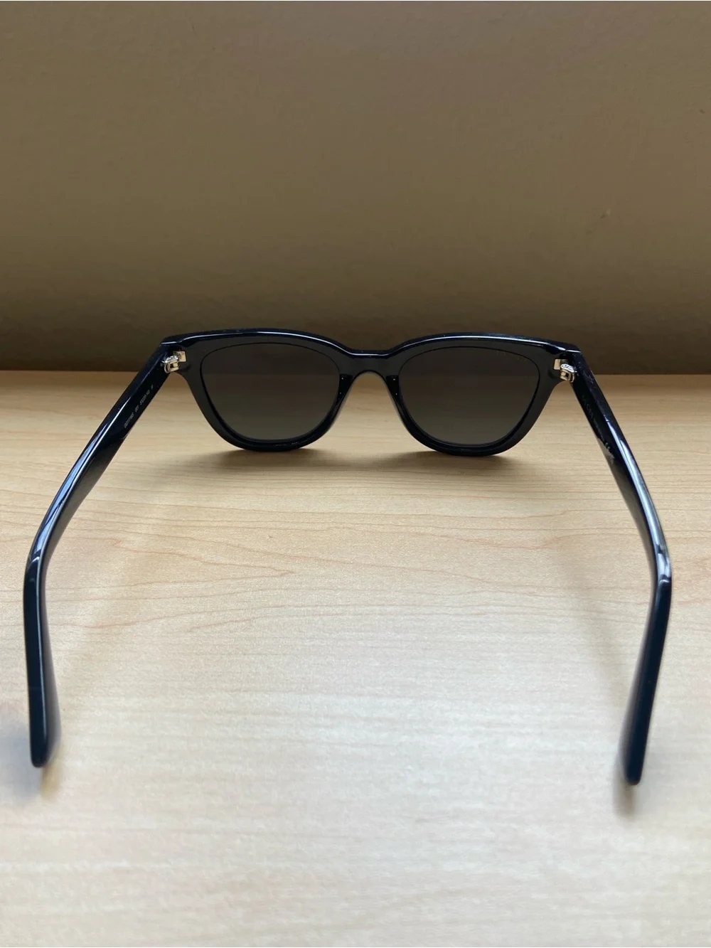 Gucci Black Square Classic D Frame Women Sunglasses